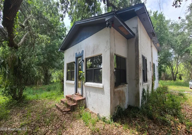 Photo 1 of Single family home for sale at 920 Malabar Rd, Malabar, FL 32950 | MLS# 1082935 | Listing updated on 2026-07-21