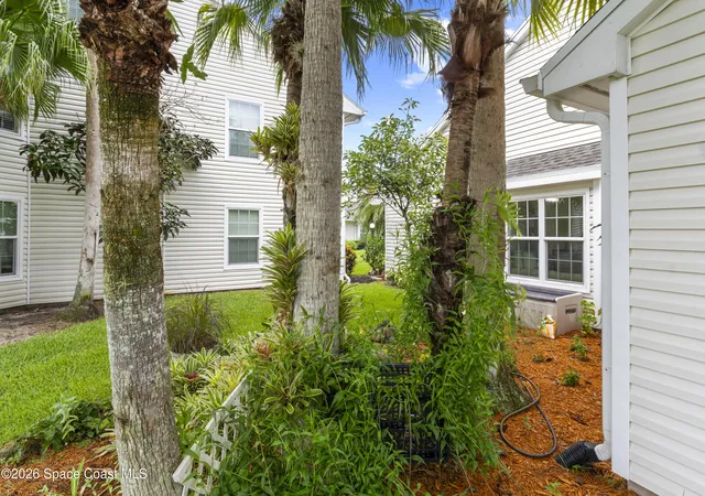 27th image of 1965 Westminster Cir #2, Vero Beach, FL 32966 | MLS# 1083088