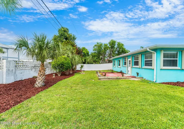 3rd image of 348 Harbor Dr, Cape Canaveral, FL 32920 | MLS# 1082887