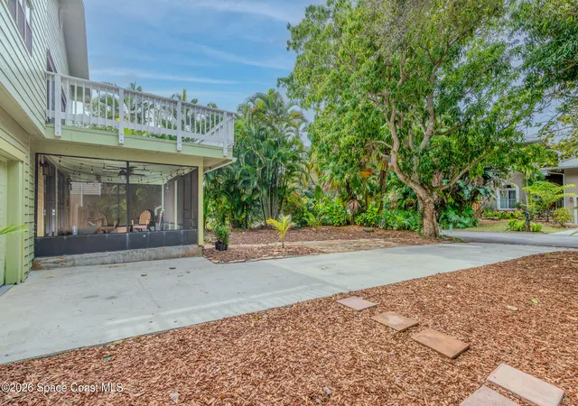 Photo 3 of Single family home for sale at 5925 Riverside Dr, Melbourne Beach, FL 32951 | MLS# 1081636 | Listing updated on 2026-09-15