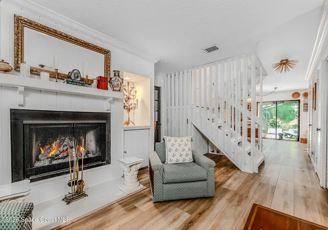 Photo 4 of Single family home for sale at 5925 Riverside Dr, Melbourne Beach, FL 32951 | MLS# 1081636 | Listing updated on 2026-09-15