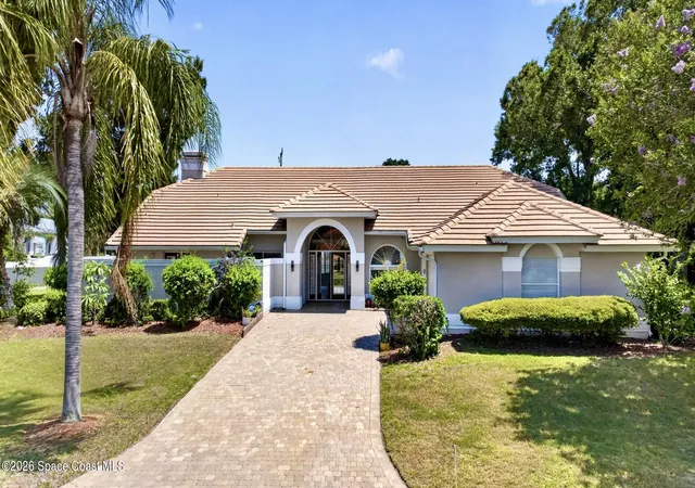 Photo 1 of Single family home for sale at 101 Island Grv Dr, Merritt Island, FL 32952 | MLS# 1081766 | Listing updated on 2026-08-30