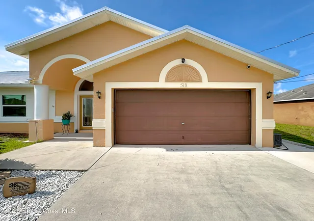 Photo 4 of Single family home for sale at 518 SW Lacroix Ave, Port Saint Lucie, FL 34953 | MLS# 1085010 | Listing updated on 2026-10-15