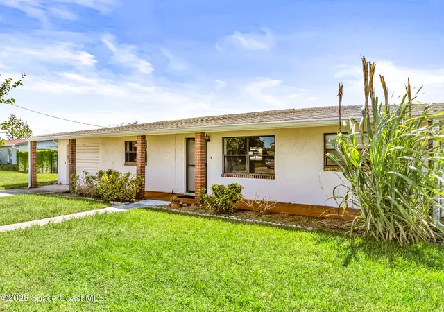 Photo 2 of Single family home for sale at 824 Mallard Rd, Cocoa, FL 32926 | MLS# 1082042 | Listing updated on 2026-09-10