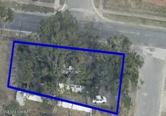 Photo 3 of Single family home for sale at 802 Wager Ave, Titusville, FL 32780 | MLS# 1082550 | Listing updated on 2026-09-11