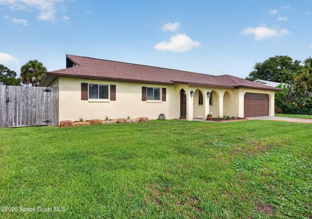 2nd image of 2205 Windsor Dr, Merritt Island, FL 32952 | MLS# 1082434