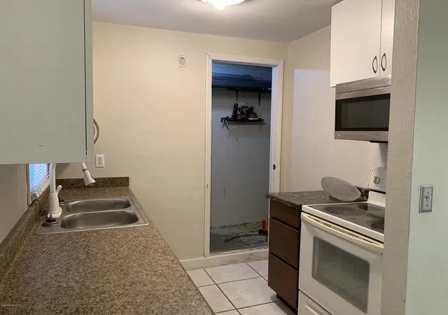 5th image of 301 Crown Blvd, Melbourne, FL 32901 | MLS# 1082422