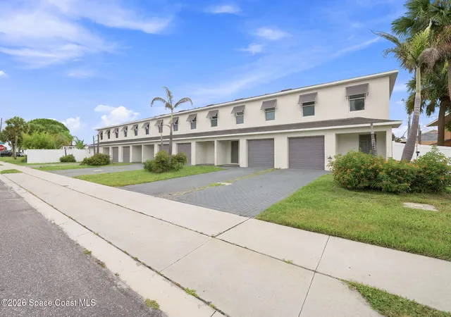 Photo 2 of Townhouse for sale at 33 Ella St, Melbourne, FL 32935 | MLS# 1082864 | Listing updated on 2026-07-24
