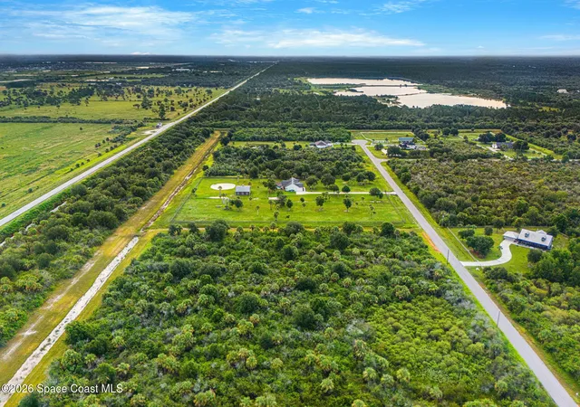 Photo 3 of Sale Pending at 326 Fox Trl St, Palm Bay, FL 32909 | MLS# 1082996 | Listing updated on 2026-07-28