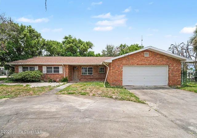 Photo 3 of Single family home for sale at 1150 Rivermont Dr, Melbourne, FL 32935 | MLS# 1082618 | Listing updated on 2026-09-08
