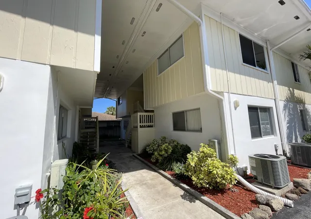 2nd image of 419 Ocean Ave #405, Melbourne Beach, FL 32951 | MLS# 1082637