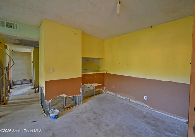 4th image of 1649 Sunny Brk Ln NE, Palm Bay, FL 32905