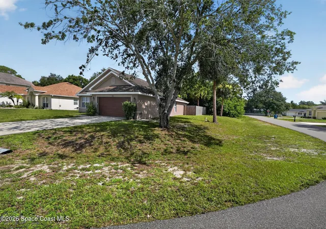 Photo 3 of Sale Pending at 415 Freeman Rd NW, Palm Bay, FL 32907 | MLS# 1082837 | Listing updated on 2026-08-29