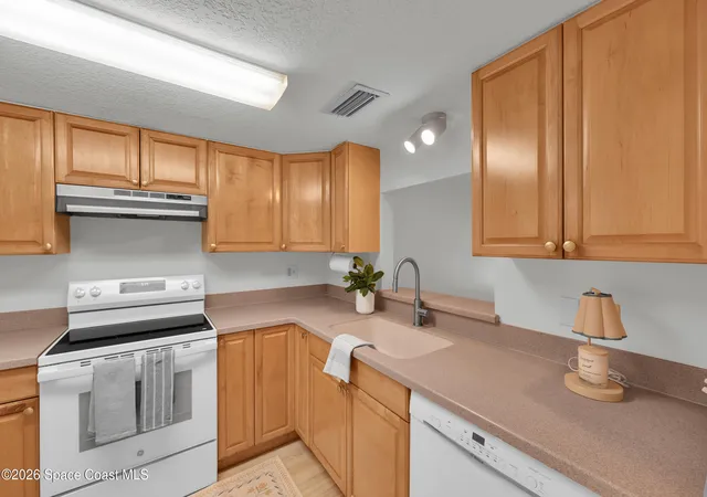 Photo 3 of Sale Pending at 2302 Sunrise Blvd #209, Fort Pierce, FL 34982 | MLS# 1082845 | Listing updated on 2026-10-12