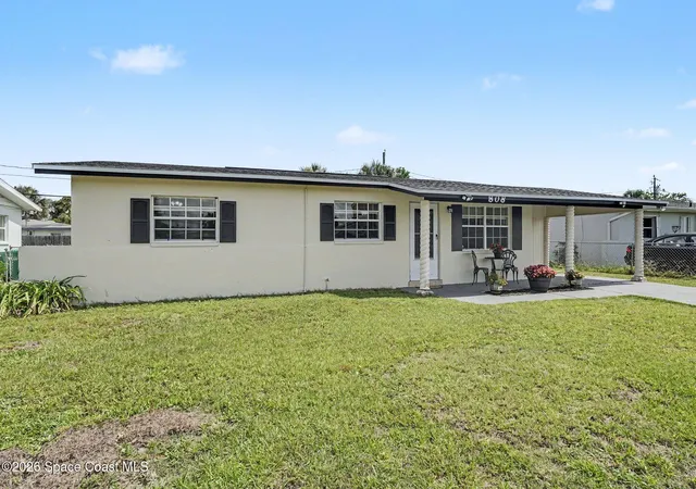 2nd image of 808 Cedar Dr, Melbourne, FL 32901 | MLS# 1082883