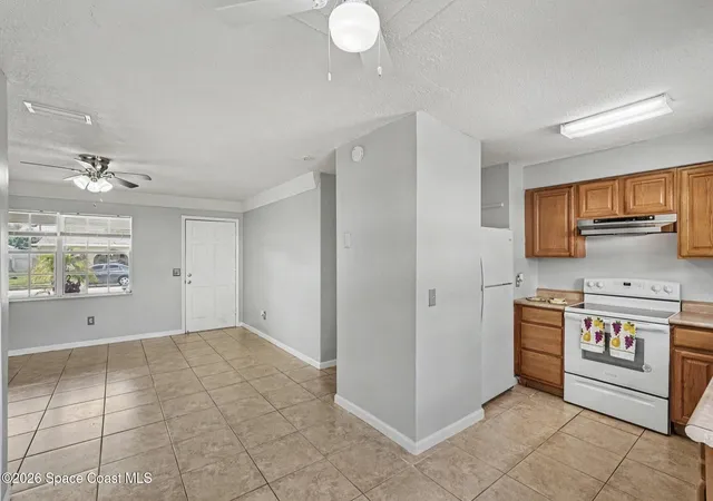4th image of 808 Cedar Dr, Melbourne, FL 32901 | MLS# 1082883