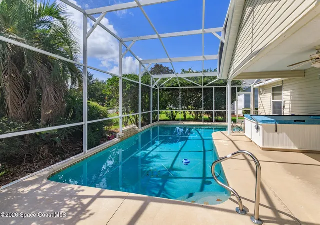 Photo 1 of Single family home for sale at 1115 Saldivar Rd, Lady Lake, FL 32159 | MLS# 1083292 | Listing updated on 2026-09-18