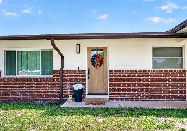 Photo 2 of Single family home for sale at 540 Espanol Ave, Cocoa, FL 32927 | MLS# 1083093 | Listing updated on 2026-09-17