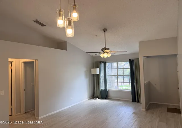 4th image of 124 Reserve Cir #212, Oviedo, FL 32765 | MLS# 1083678