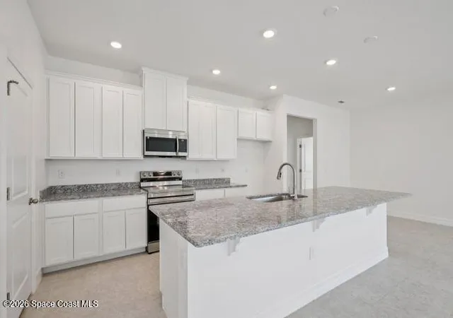 Photo 4 of Single family home for sale at 3892 Ornis Ct, Malabar, FL 32950 | MLS# 1082947 | Listing updated on 2026-08-20