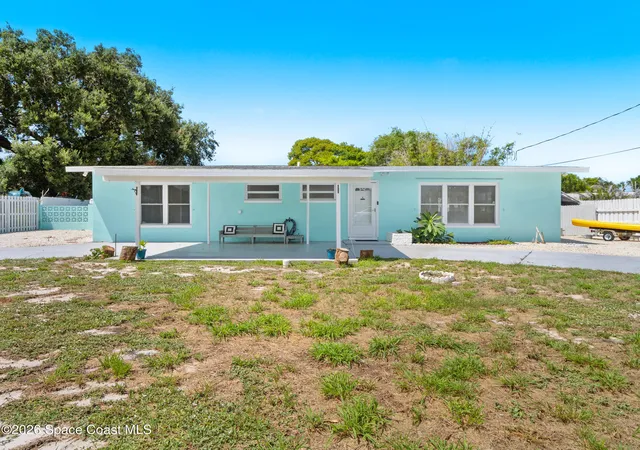 Photo 1 of Single family home for sale at 3730 Maple St, Sebastian, FL 32976 | MLS# 1082993 | Listing updated on 2026-08-23