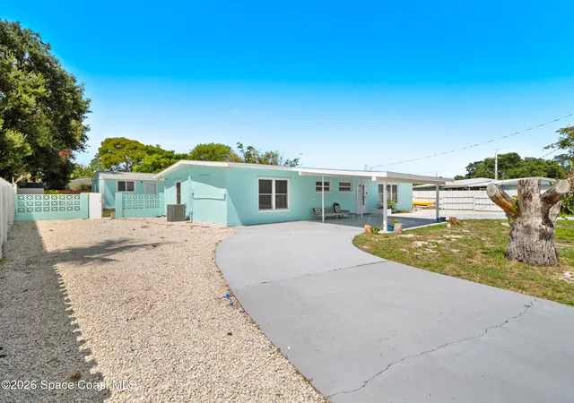 Photo 2 of Single family home for sale at 3730 Maple St, Sebastian, FL 32976 | MLS# 1082993 | Listing updated on 2026-08-23