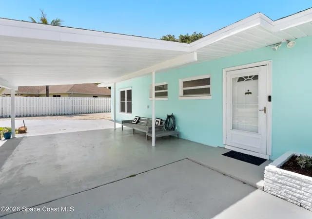Photo 3 of Single family home for sale at 3730 Maple St, Sebastian, FL 32976 | MLS# 1082993 | Listing updated on 2026-08-23