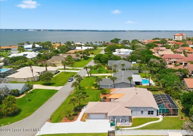 Photo 3 of Single family home for sale at 172 River Walk Dr, Melbourne Beach, FL 32951 | MLS# 1083241 | Listing updated on 2026-07-24