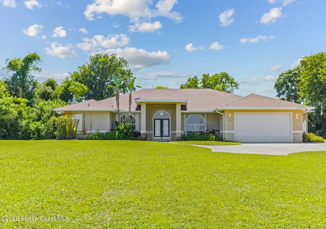 Photo 2 of Single family home for sale at 4135 Indian River Dr, Cocoa, FL 32927 | MLS# 1083471 | Listing updated on 2026-09-17