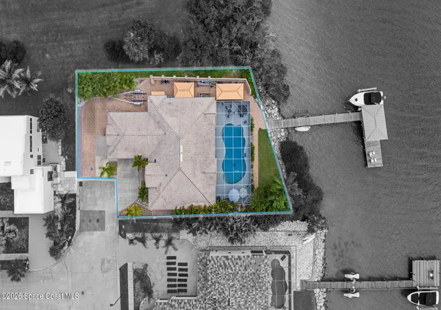 Photo 3 of Single family home for sale at 809 W Central Blvd, Cape Canaveral, FL 32920 | MLS# 1083178 | Listing updated on 2026-09-07
