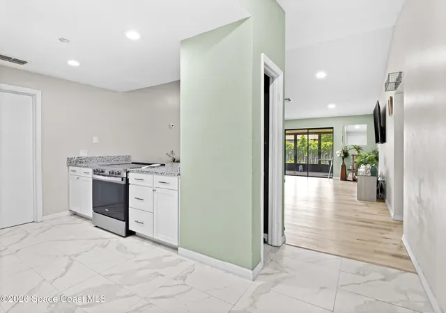 5th image of 192 Cinnamon Bay Ln, Melbourne, FL 32901 | MLS# 1083098
