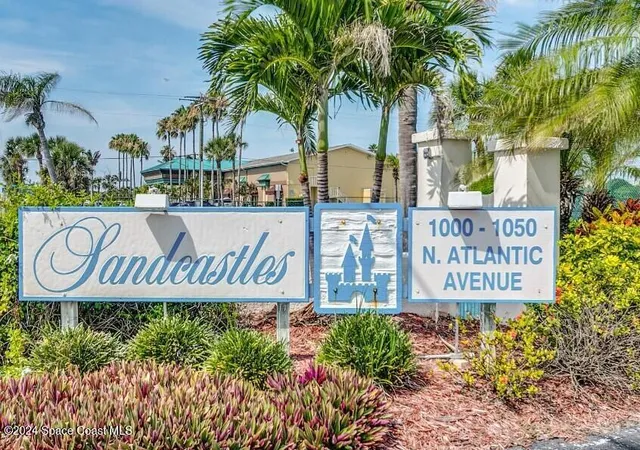 Listing Photo 4 - Condo for sale in building located at 1050 N Atlantic Ave, Cocoa Beach, FL 32931 - Unit #106