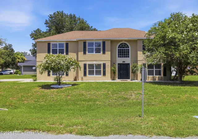 1st image of 1116 Myrtle Lake View Dr, Fruitland Park, FL 34731 | MLS# 1083249