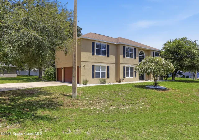 3rd image of 1116 Myrtle Lake View Dr, Fruitland Park, FL 34731 | MLS# 1083249