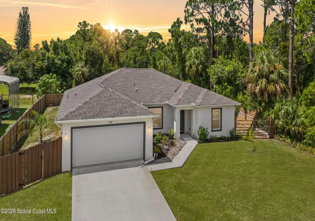 Single family home for sale at 1368 Schneider St SW, Palm Bay, FL 32908 | MLS# 1083411