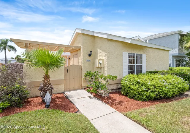 Photo 3 of Townhouse for sale at 1445 Malibu Cir Ne #107, Palm Bay, FL 32905 | MLS# 1083460 | Listing updated on 2026-08-14