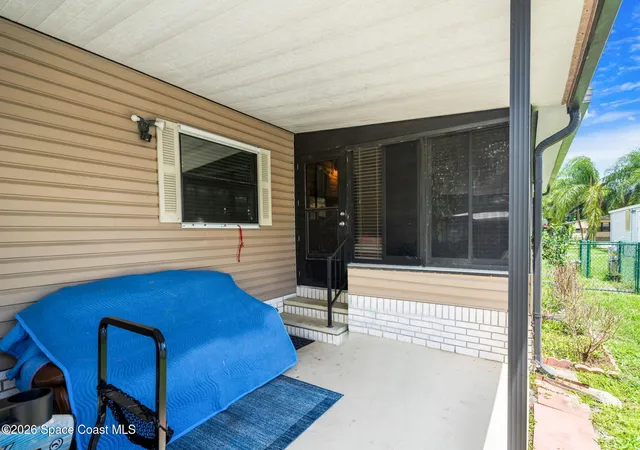 Photo 3 of Manufactured home for sale at 602 N Dolphin Cir, Sebastian, FL 32976 | MLS# 1083520 | Listing updated on 2026-08-18