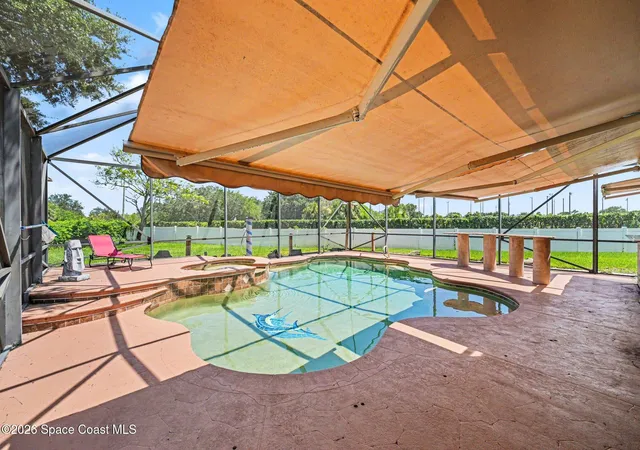 Photo 3 of Single family home for sale at 504 Lake Victoria Cir, Melbourne, FL 32940 | MLS# 1085371 | Listing updated on 2026-08-25