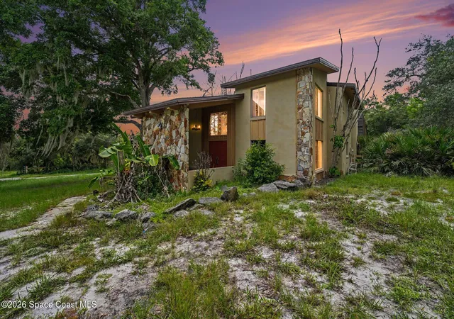Photo 1 of Single family home for sale at 1320 S Carpenter Rd, Titusville, FL 32796 | MLS# 1083622 | Listing updated on 2026-07-29