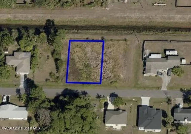 Photo 2 of Sale Pending at 761 Altamira St Nw, Palm Bay, FL 32907 | MLS# 1083530 | Listing updated on 2026-08-11
