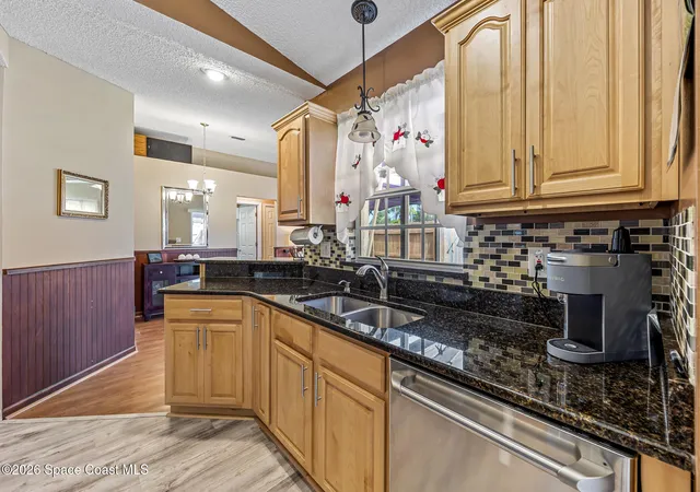 3rd image of 427 Delmonico St Ne, Palm Bay, FL 32907 | MLS# 1083507