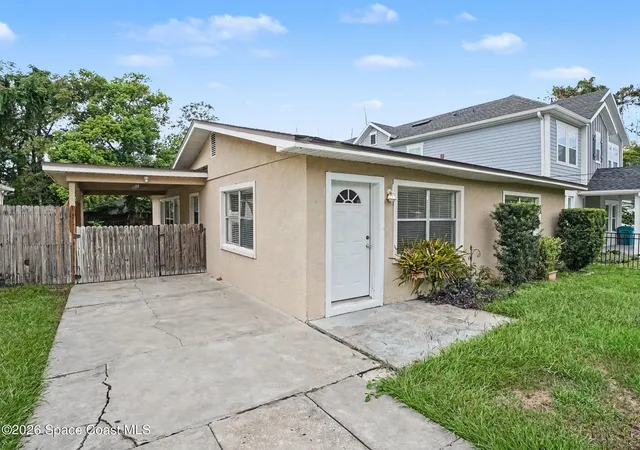 Photo 1 of Single family home for sale at 1624 Haven Dr, Orlando, FL 32803 | MLS# 1083587 | Listing updated on 2026-09-09