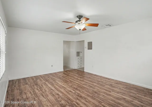 Photo 3 of Single family home for sale at 1624 Haven Dr, Orlando, FL 32803 | MLS# 1083587 | Listing updated on 2026-09-09