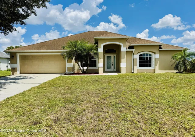3rd image of 1623 Capistrano Ave Nw, Palm Bay, FL 32907 | MLS# 1083673