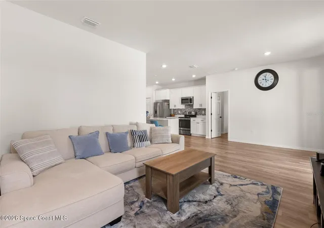 3rd image of 802 Damek Ter Sw, Palm Bay, FL 32908 | MLS# 1083624