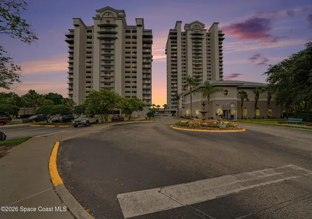 Photo 3 of Sale Pending at 13415 Blue Heron Beach Dr #1001, Orlando, FL 32821 | MLS# 1083618 | Listing updated on 2026-08-25