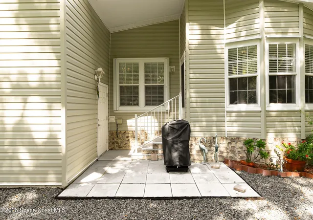 4th image of 379 Holiday Park Blvd Ne, Palm Bay, FL 32907 | MLS# 1083816