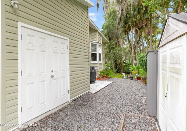 5th image of 379 Holiday Park Blvd Ne, Palm Bay, FL 32907 | MLS# 1083816