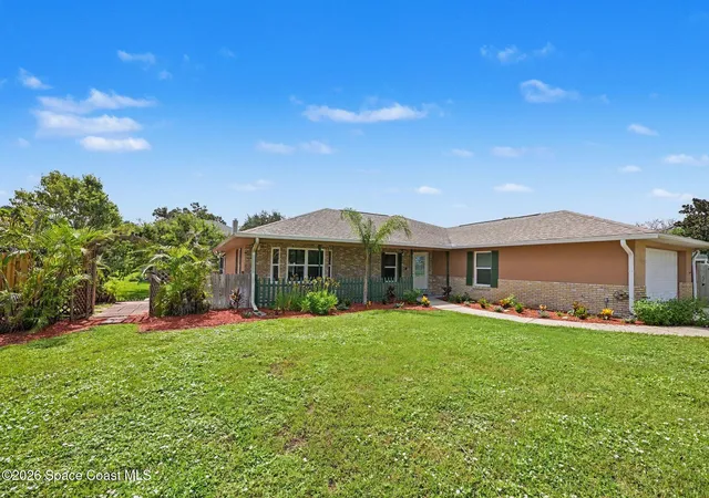3rd image of 1019 Mandarin Dr Ne, Palm Bay, FL 32905 | MLS# 1083986