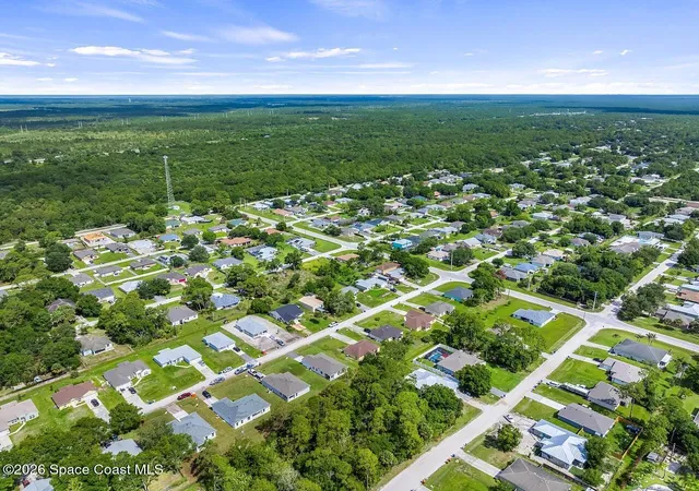 Photo 47 of Sale Pending at 8236 104th Court, Vero Beach, FL 32967 | MLS# 1083992 | Listing updated on 2026-10-15